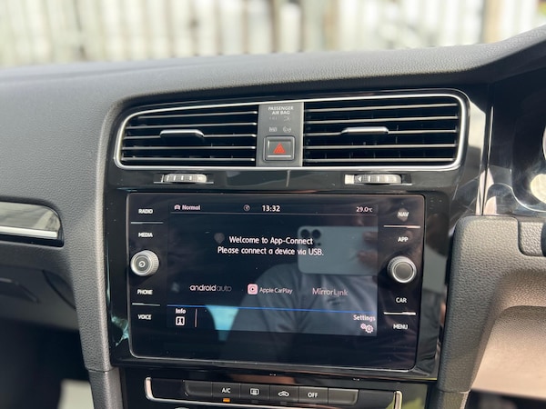 Used Volkswagen Golf 2018 for sale - 76325935: Photo 41