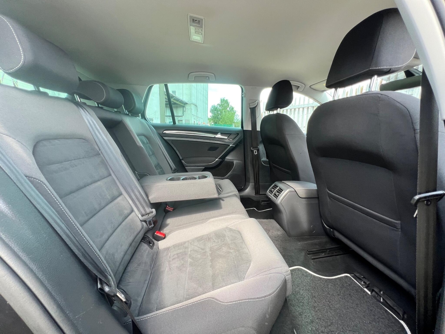 Used Volkswagen Golf 2018 for sale - 76325935: Photo 52