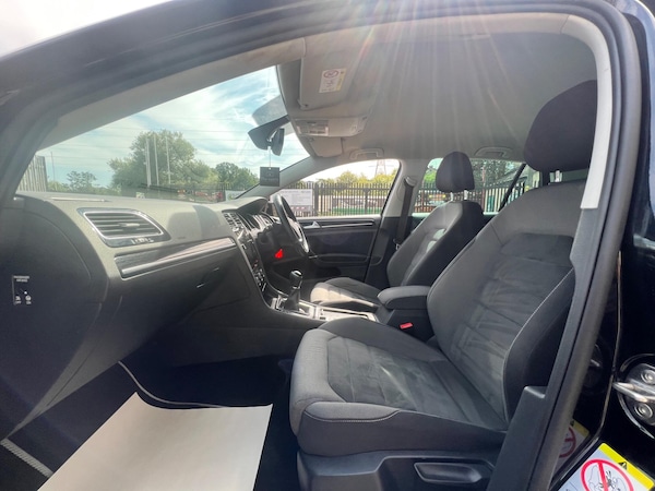 Used Volkswagen Golf 2018 for sale - 76325935: Photo 56