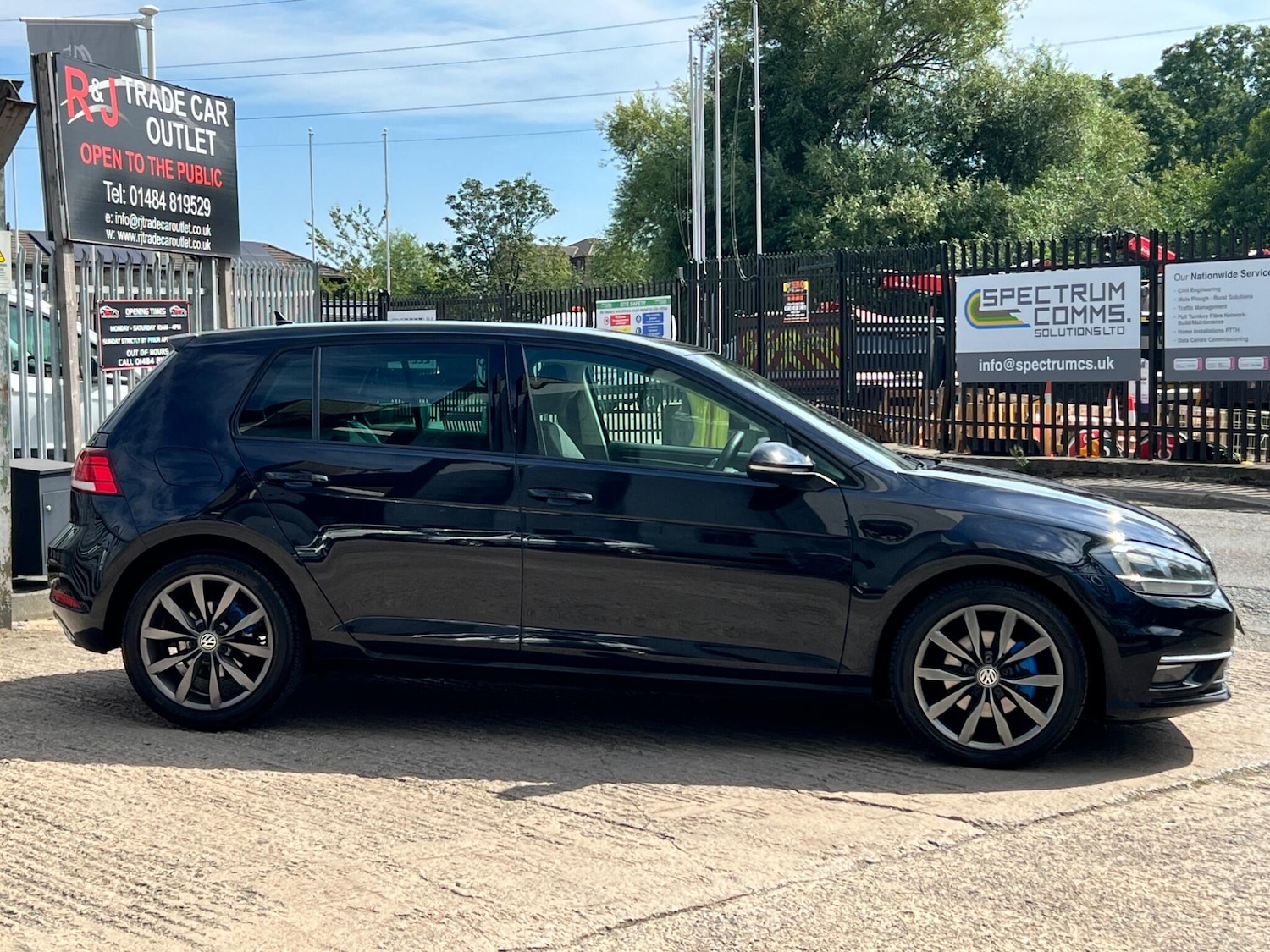 Used Volkswagen Golf 2018 for sale - 76325935: Photo 9