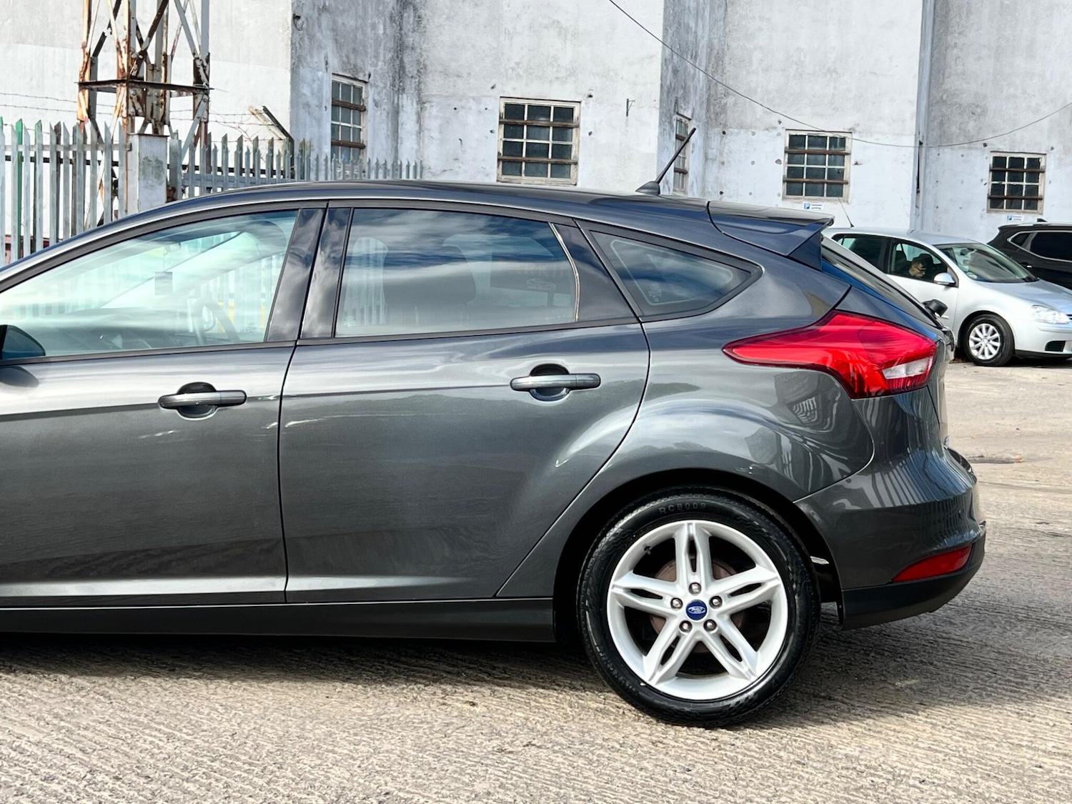 Used Ford Focus 2017 for sale - 76226405: Photo 18