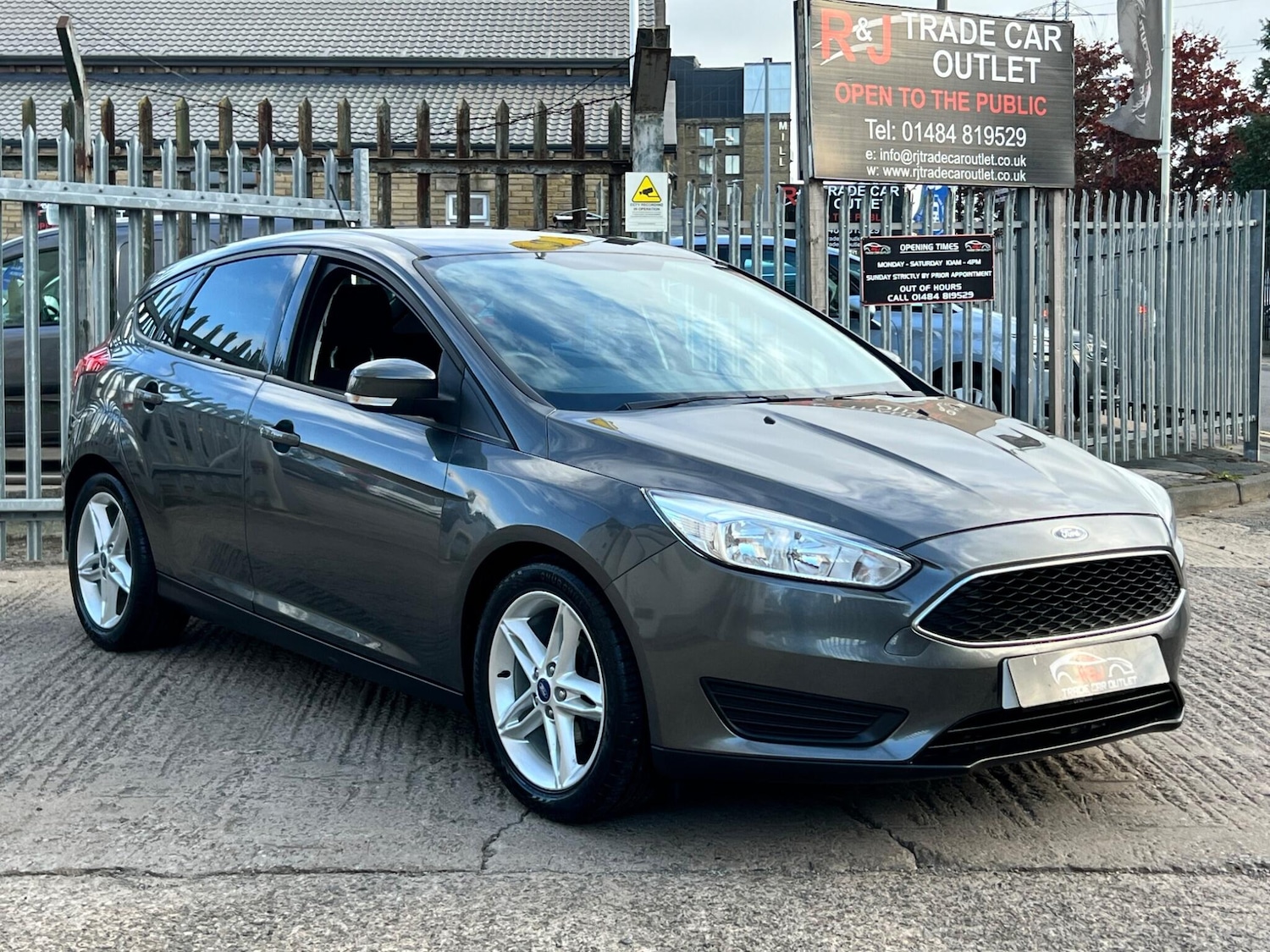 Used Ford Focus 2017 for sale - 76226405: Photo 4