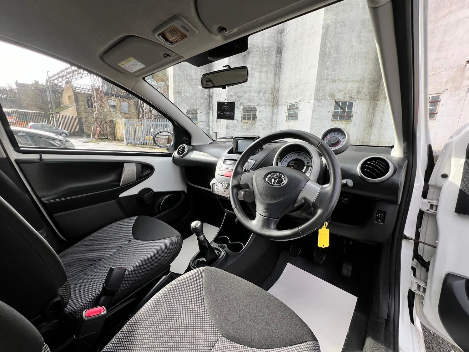 Used Toyota AYGO 2014 for sale - 77630079: Photo 32