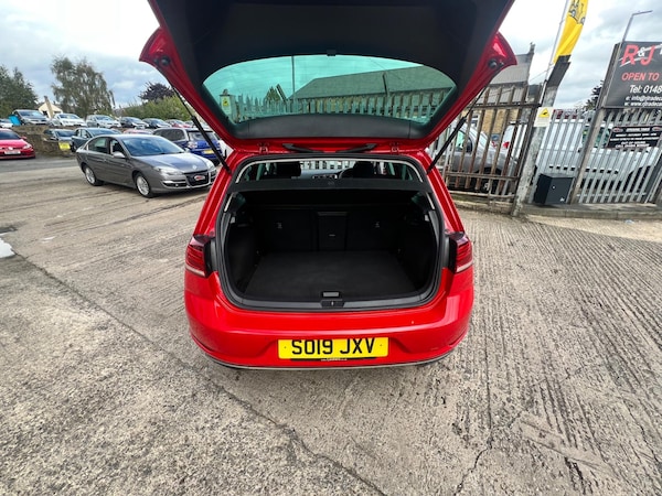 Used Volkswagen Golf 2019 for sale - 76012393: Photo 24