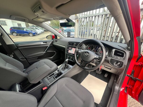 Used Volkswagen Golf 2019 for sale - 76012393: Photo 32