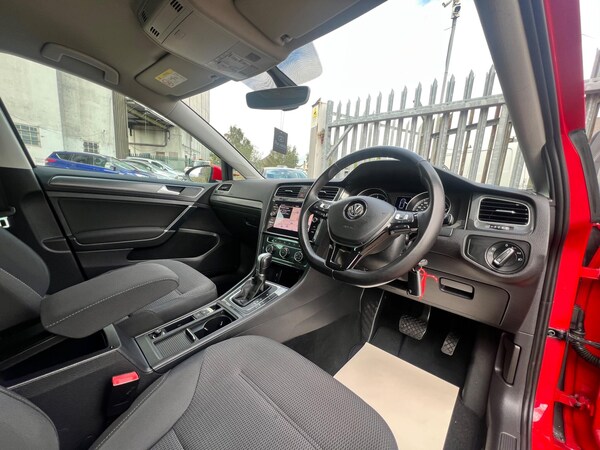 Used Volkswagen Golf 2019 for sale - 76012393: Photo 33
