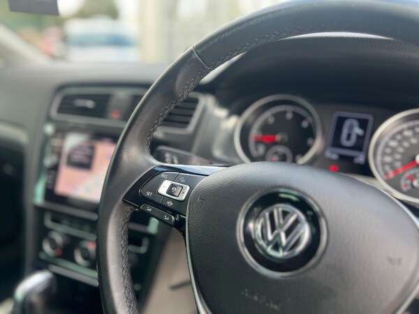 Used Volkswagen Golf 2019 for sale - 76012393: Photo 36