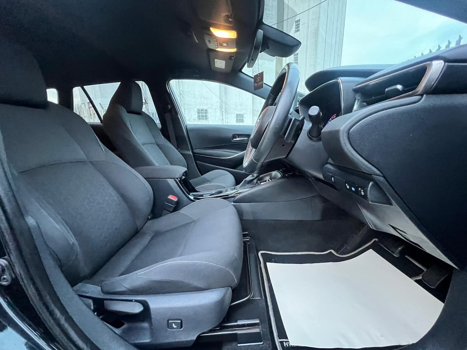 Used Toyota Corolla 2019 for sale - 77249678: Photo 31