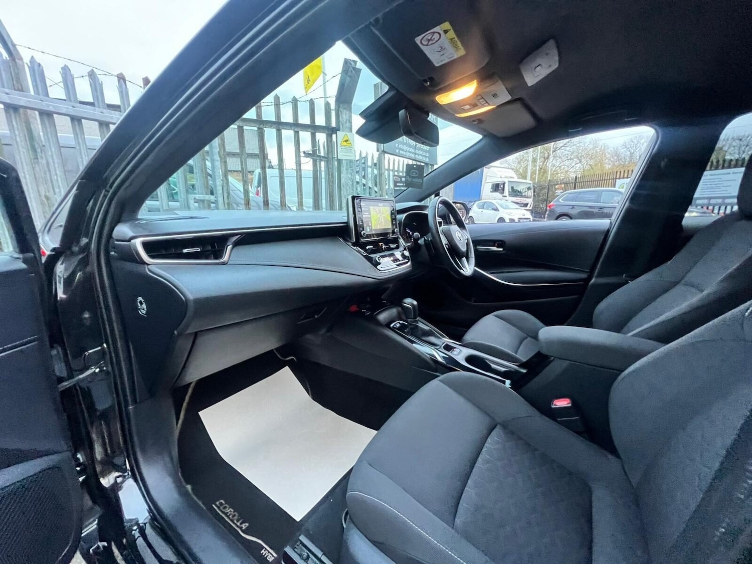 Used Toyota Corolla 2019 for sale - 77249678: Photo 51