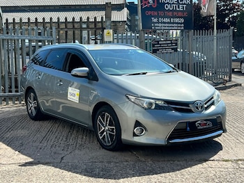 Used Toyota Auris 2015 for sale - 79213451: Photo