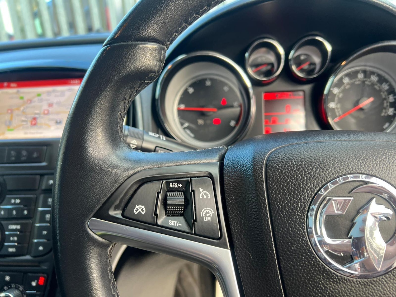 Used Vauxhall Astra 2015 for sale - 76608143: Photo 38