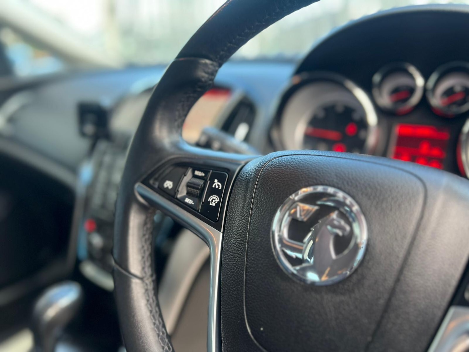 Used Vauxhall Astra 2015 for sale - 76608143: Photo 39