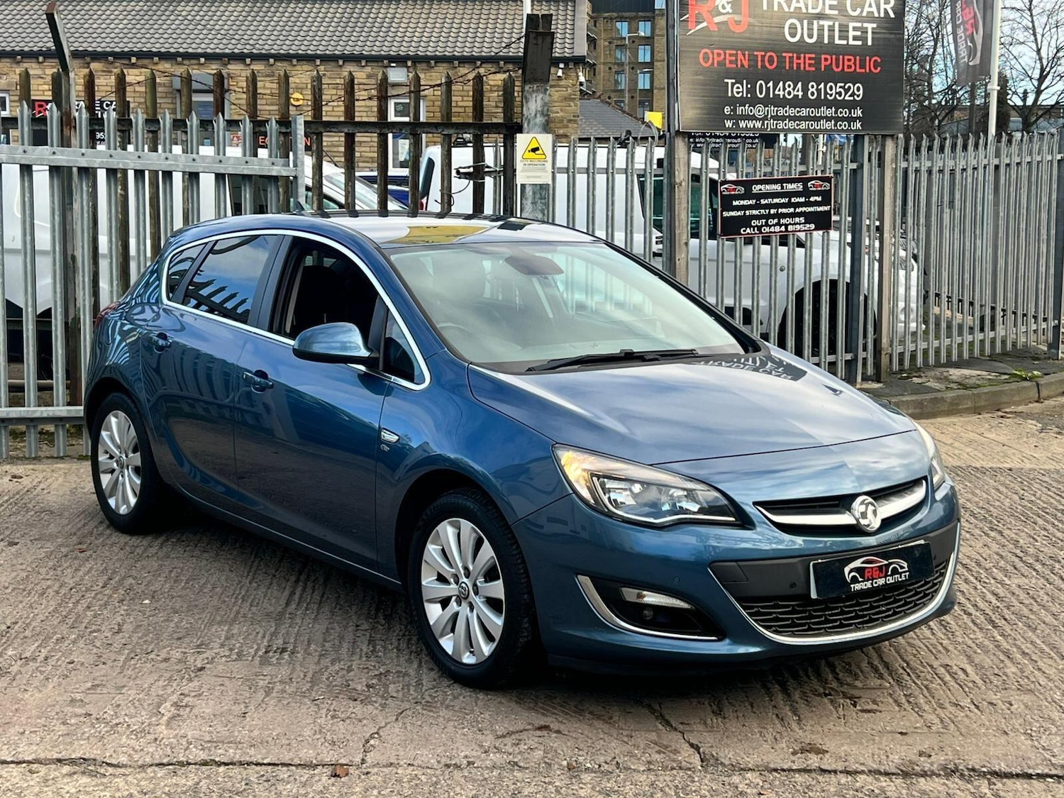 Used Vauxhall Astra 2015 for sale - 76608143: Photo 4