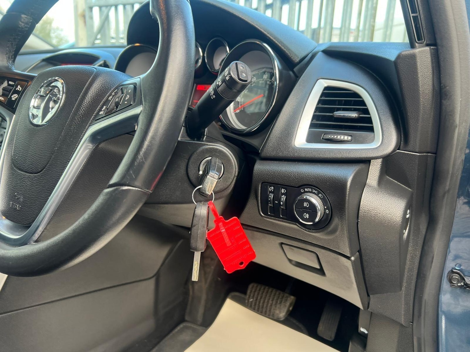 Used Vauxhall Astra 2015 for sale - 76608143: Photo 43