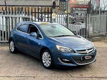 Used Vauxhall Astra 2015 for sale - 76608143: Photo