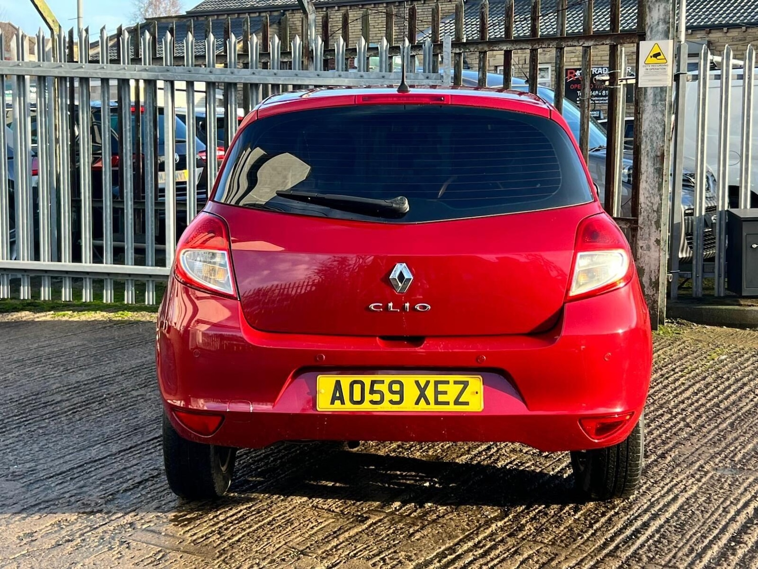 Used Renault Clio 2010 for sale - 77249704: Photo 21
