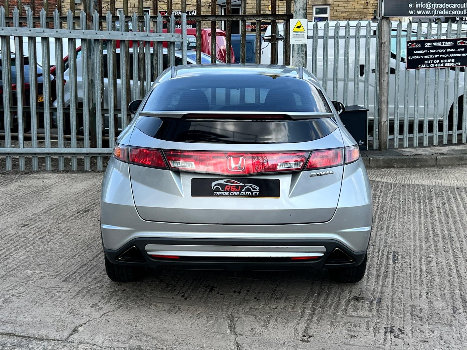 Vehicle 21