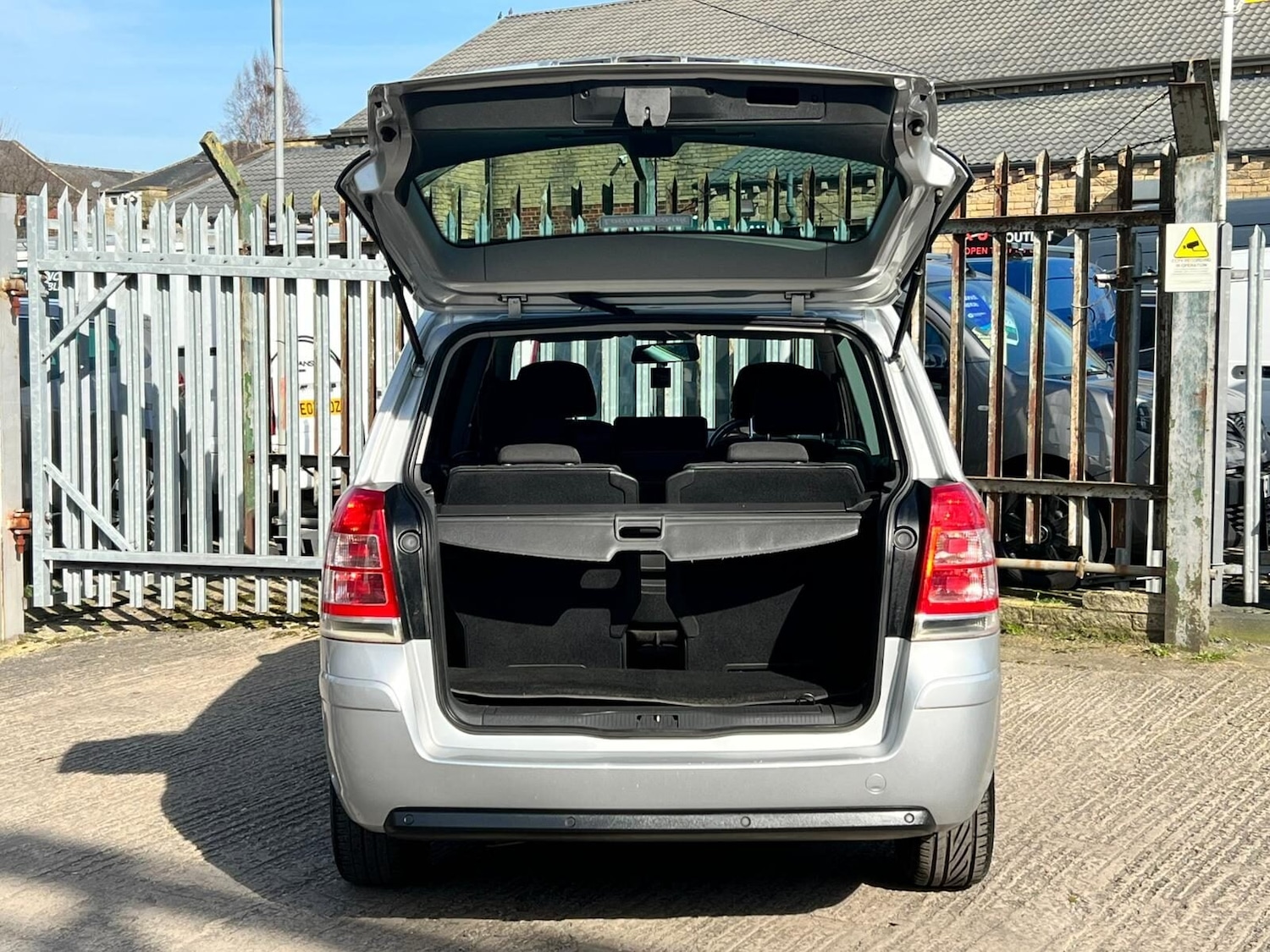 Used Vauxhall Zafira 2011 for sale - 77985038: Photo 22