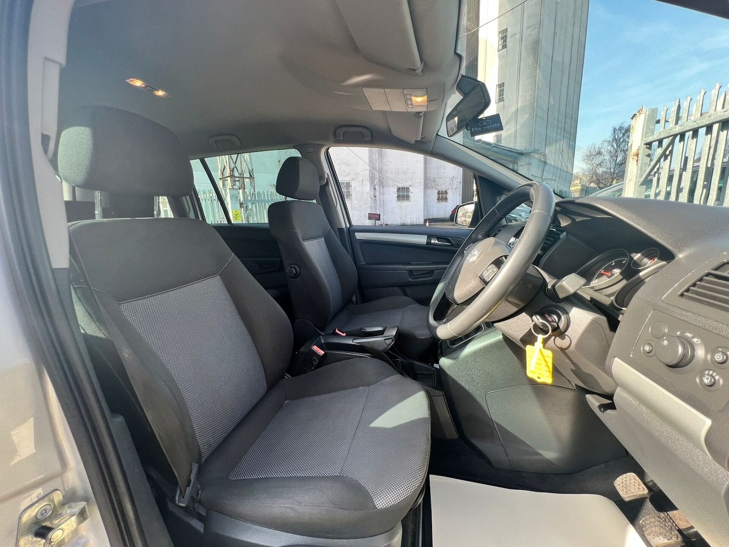 Used Vauxhall Zafira 2011 for sale - 77985038: Photo 29