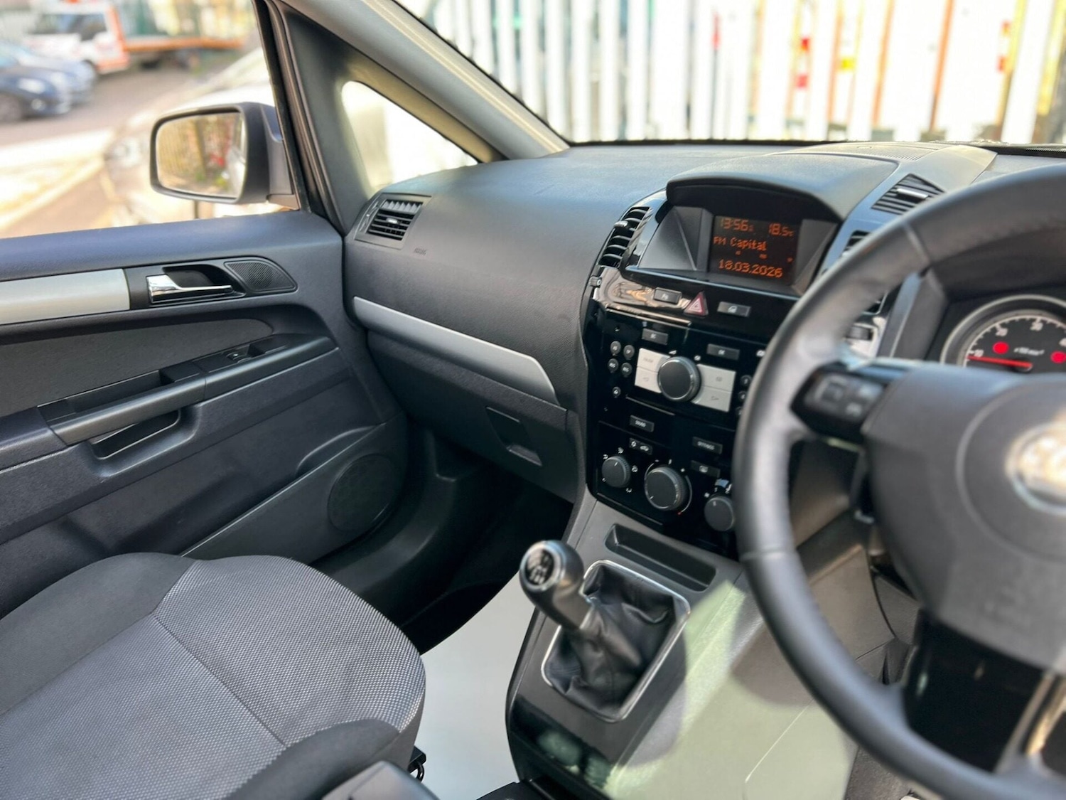 Used Vauxhall Zafira 2011 for sale - 77985038: Photo 34