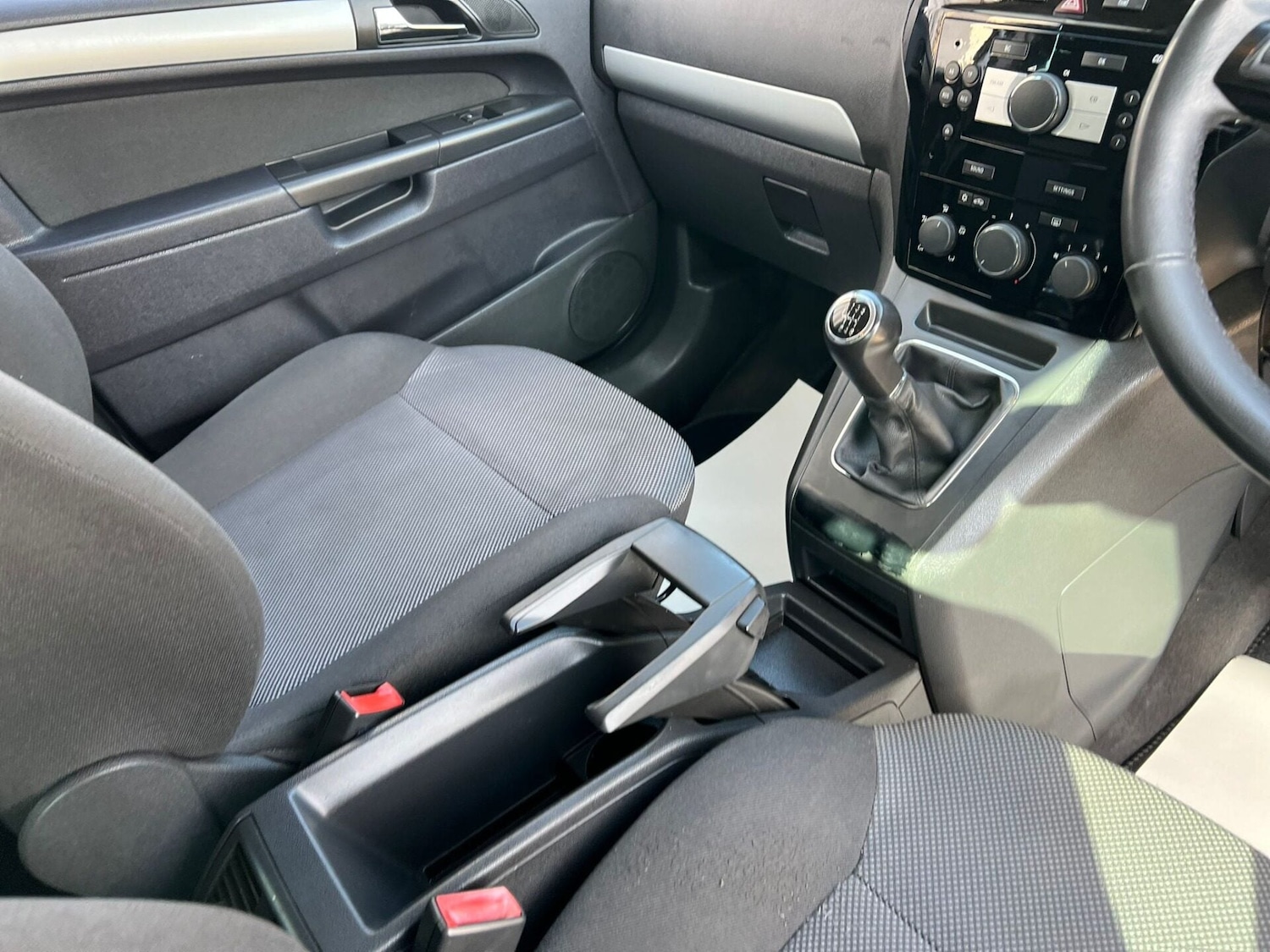 Used Vauxhall Zafira 2011 for sale - 77985038: Photo 35