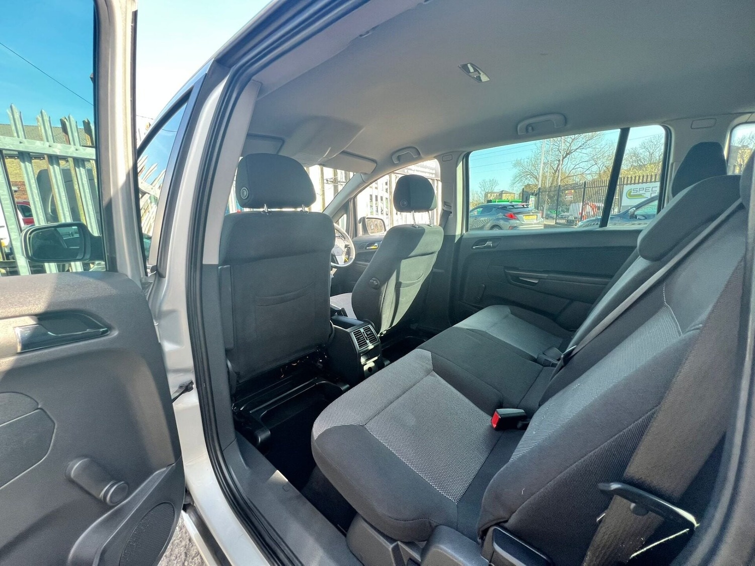 Used Vauxhall Zafira 2011 for sale - 77985038: Photo 46