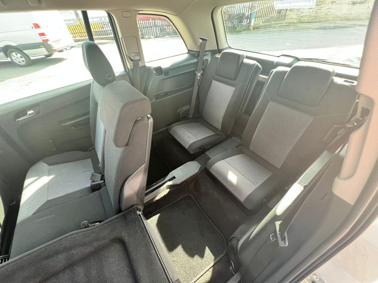 Used Vauxhall Zafira 2011 for sale - 77985038: Photo 48