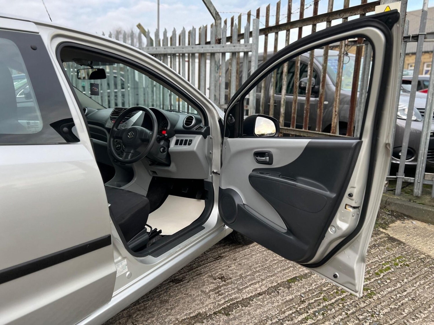 Used Suzuki Alto 2010 for sale - 77249750: Photo 41