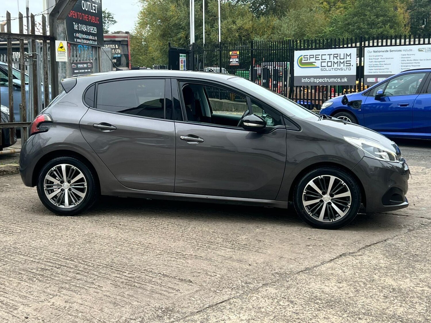 Used Peugeot 208 2017 for sale - 76377908: Photo 15