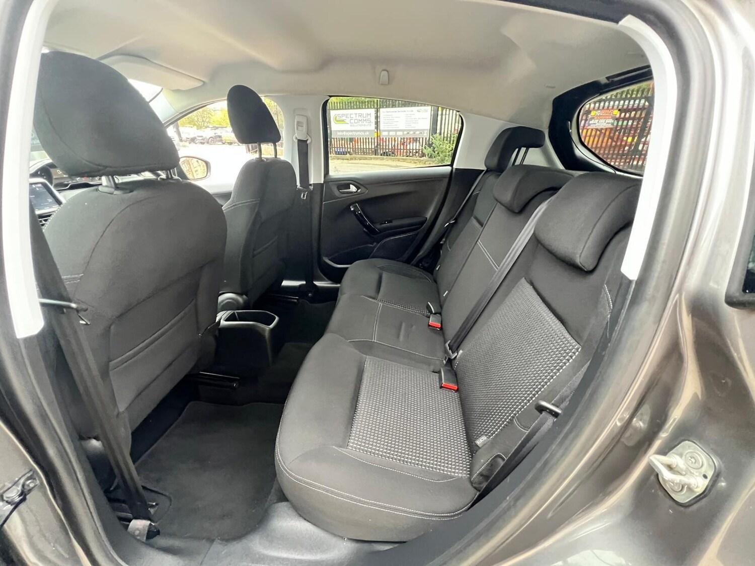 Used Peugeot 208 2017 for sale - 76377908: Photo 60