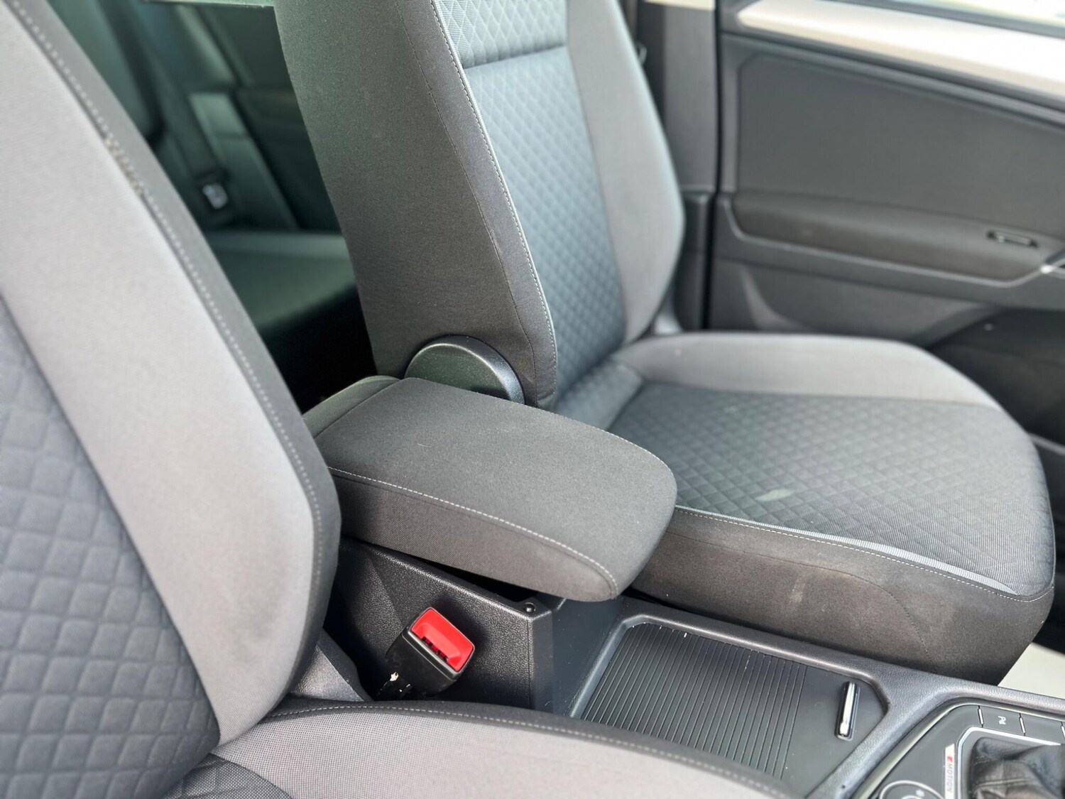 Used Volkswagen Tiguan 2016 for sale - 76259345: Photo 30