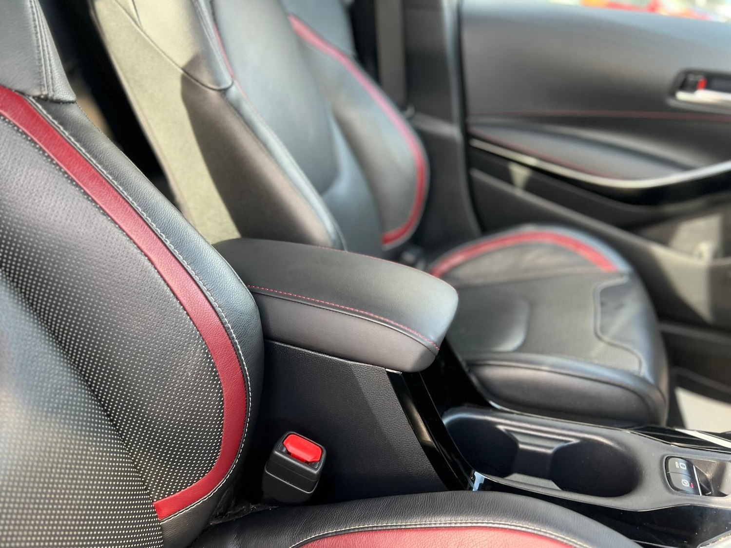 Used Toyota Corolla 2019 for sale - 76408624: Photo 33