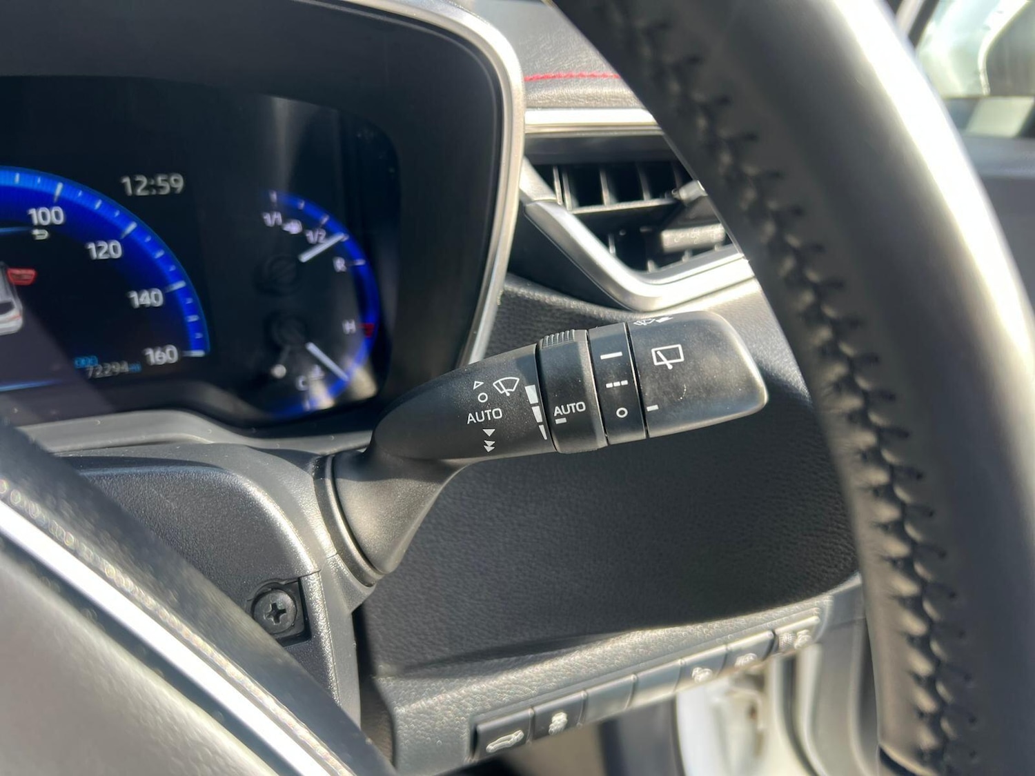 Used Toyota Corolla 2019 for sale - 76408624: Photo 38