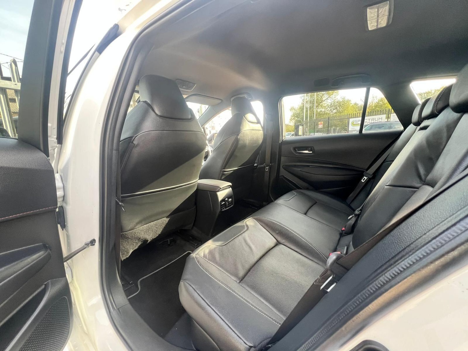 Used Toyota Corolla 2019 for sale - 76408624: Photo 63