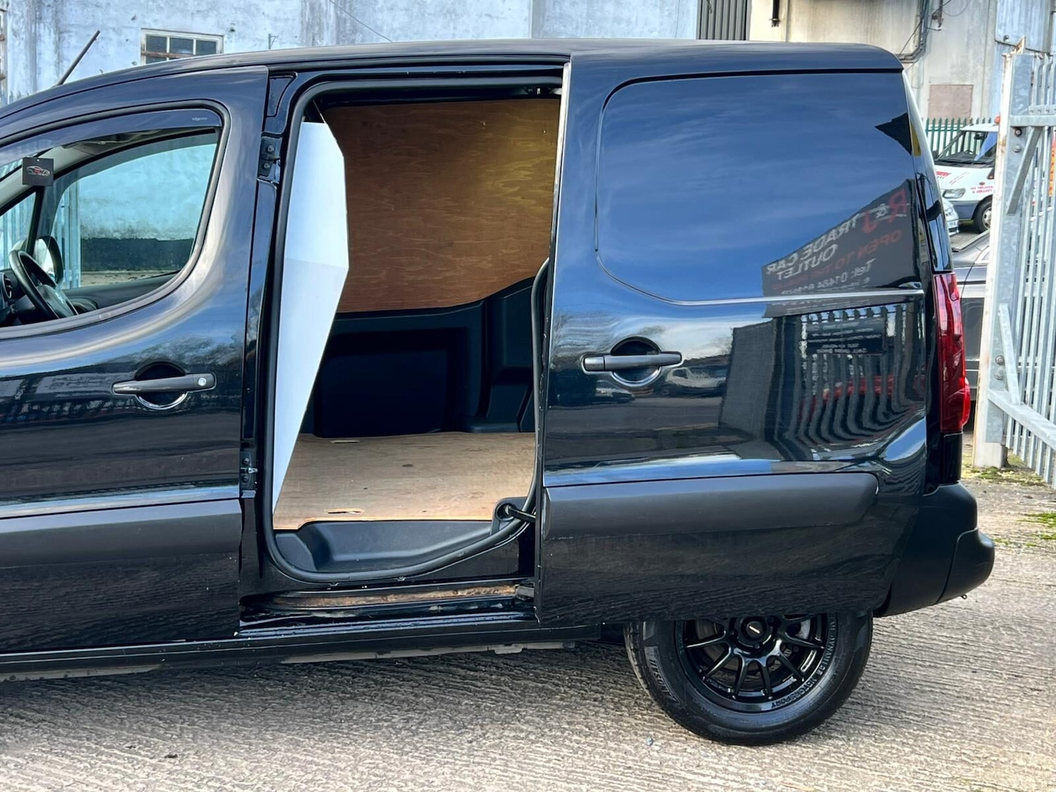 Used Citroen Berlingo 2015 for sale - 77630073: Photo 20