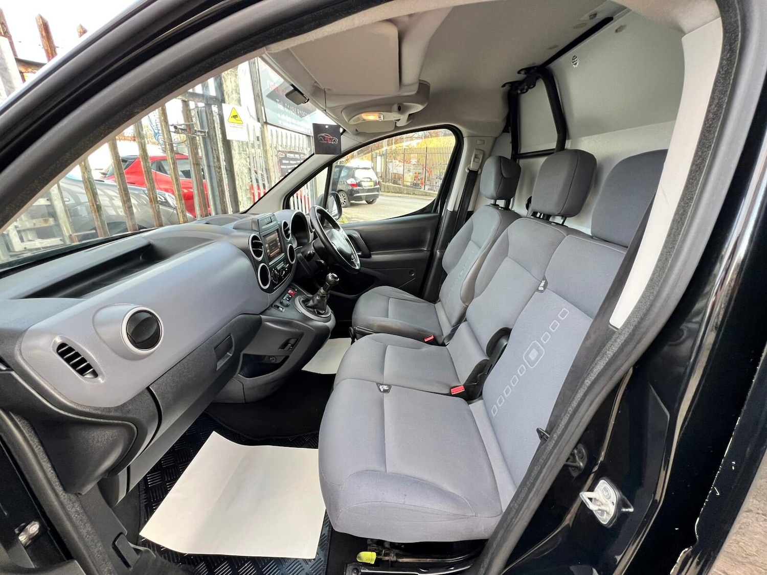 Used Citroen Berlingo 2015 for sale - 77630073: Photo 46