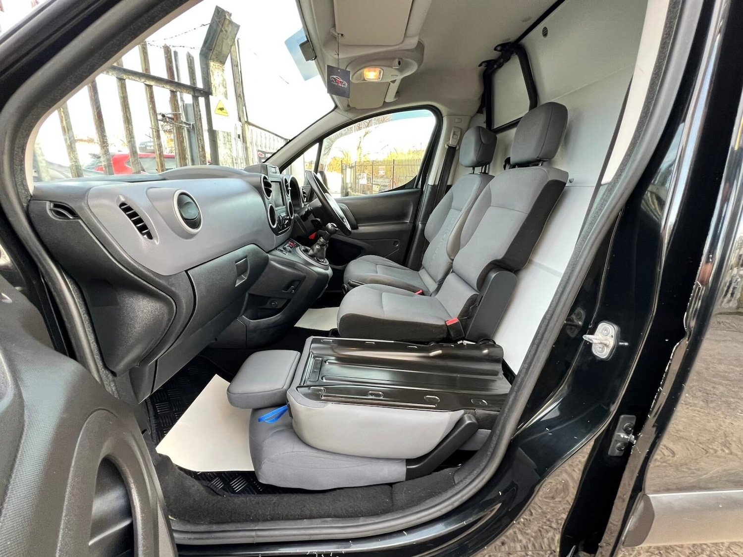 Used Citroen Berlingo 2015 for sale - 77630073: Photo 51