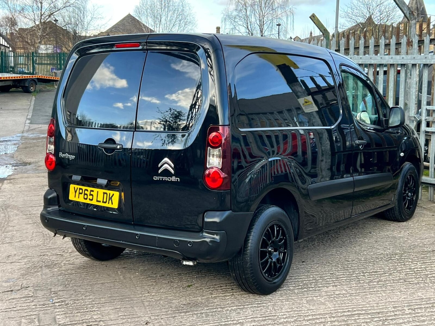 Used Citroen Berlingo 2015 for sale - 77630073: Photo 9