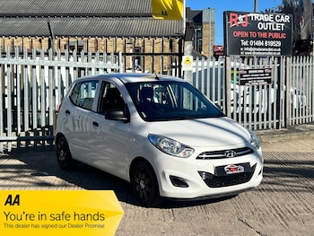 Used Hyundai i10 2013 for sale - 76521639: Photo