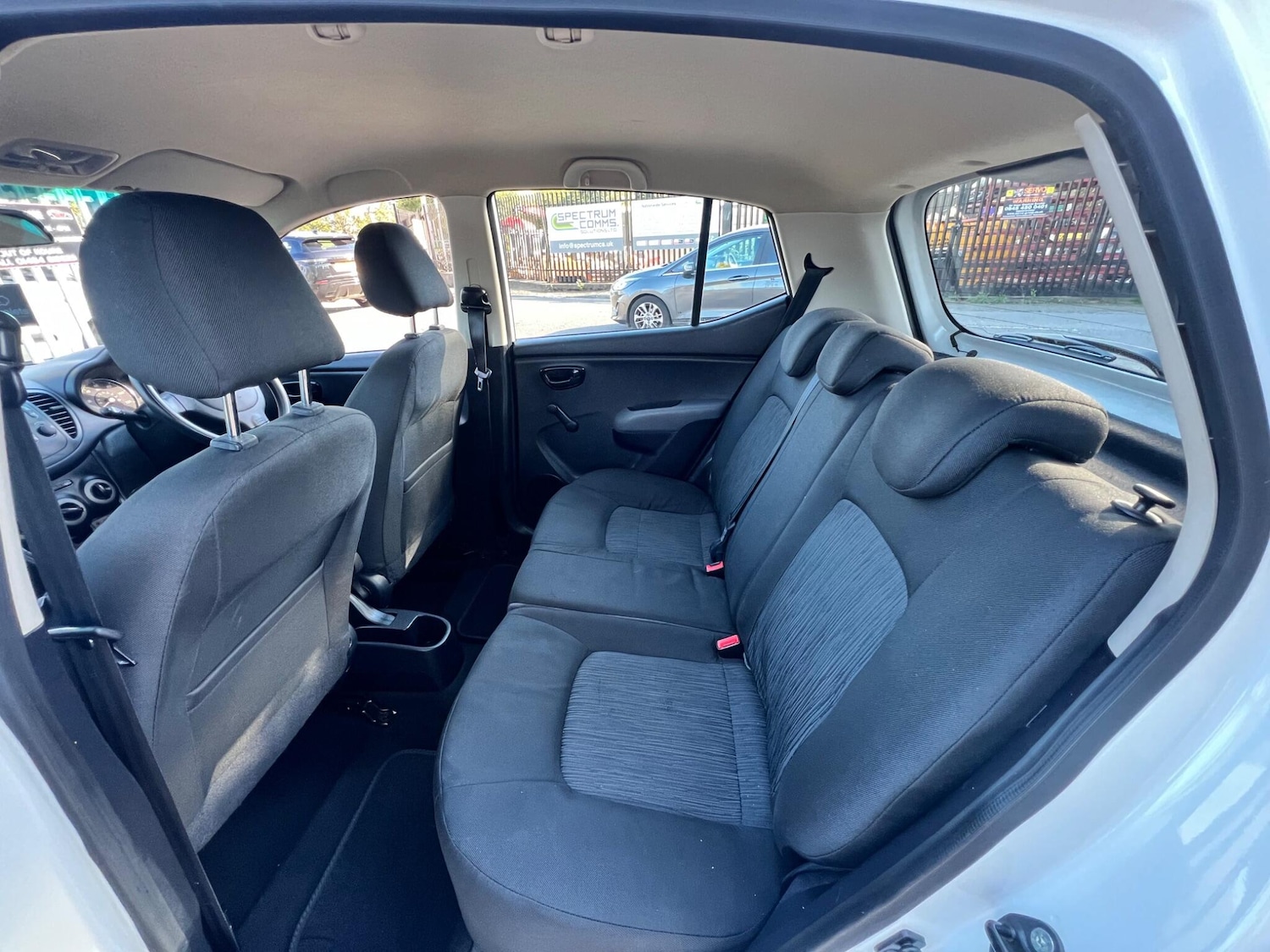 Used Hyundai i10 2013 for sale - 76521639: Photo 56