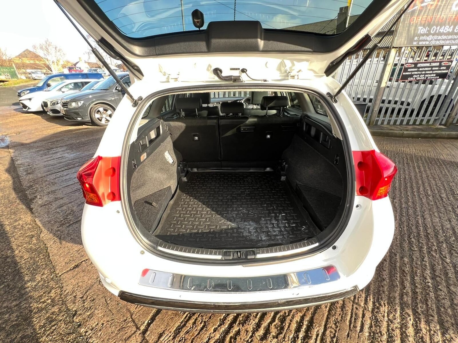 Used Toyota Auris 2015 for sale - 77249675: Photo 24