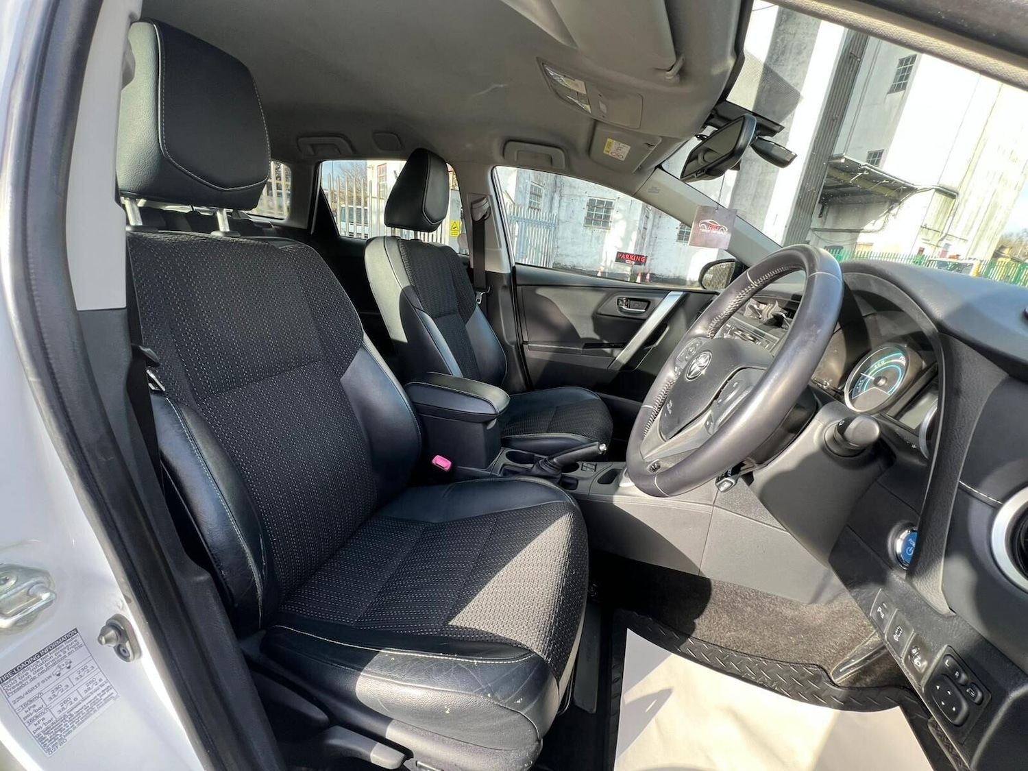 Used Toyota Auris 2015 for sale - 77249675: Photo 31