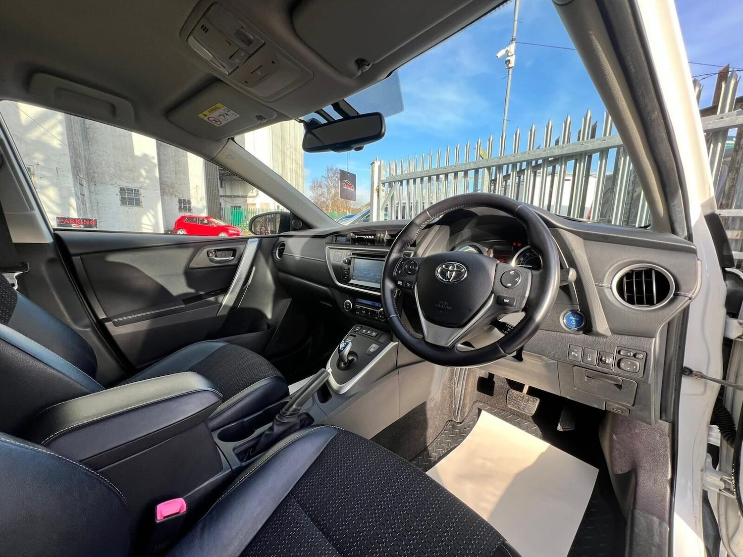 Used Toyota Auris 2015 for sale - 77249675: Photo 35