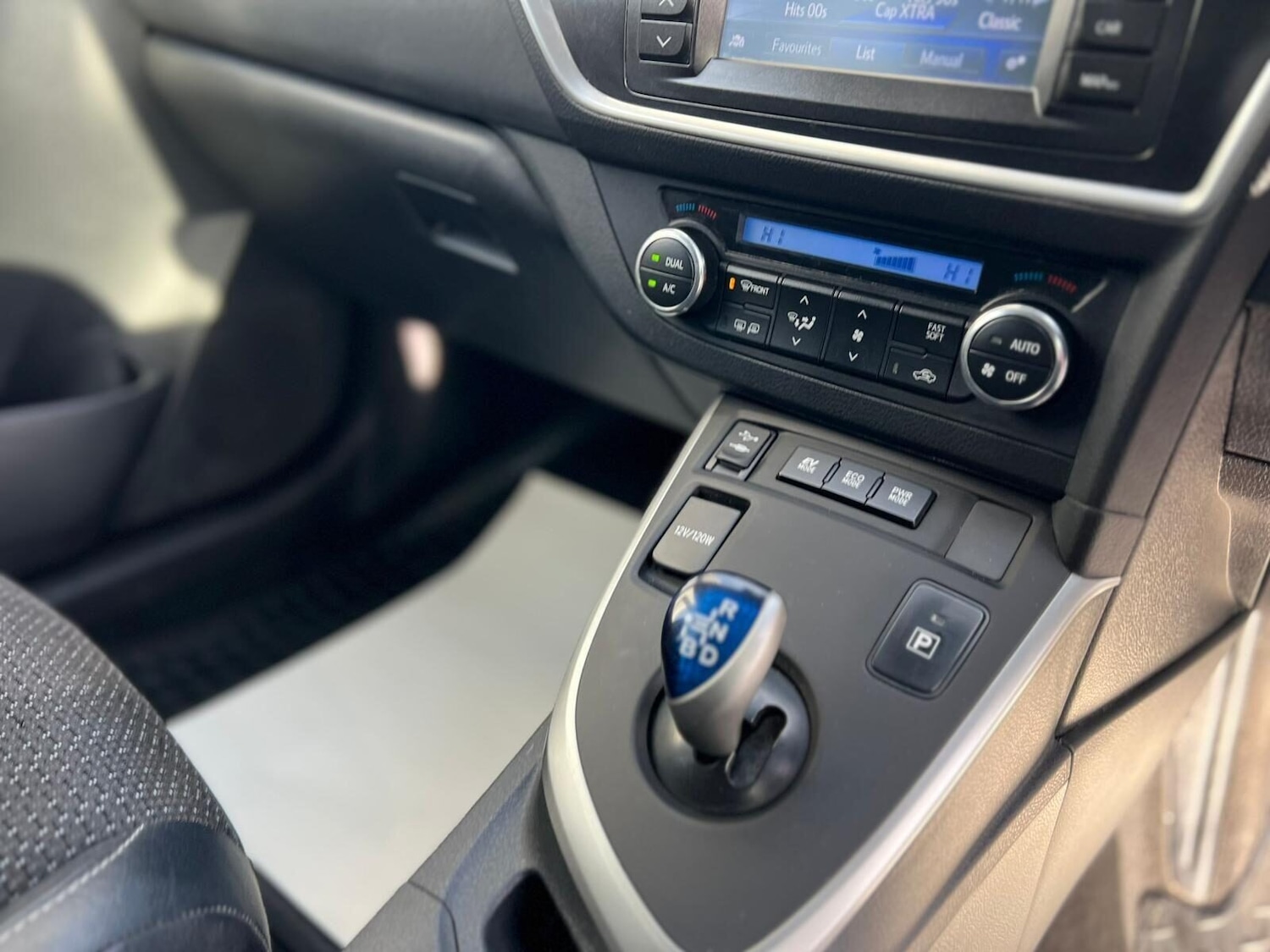 Used Toyota Auris 2015 for sale - 77249675: Photo 40