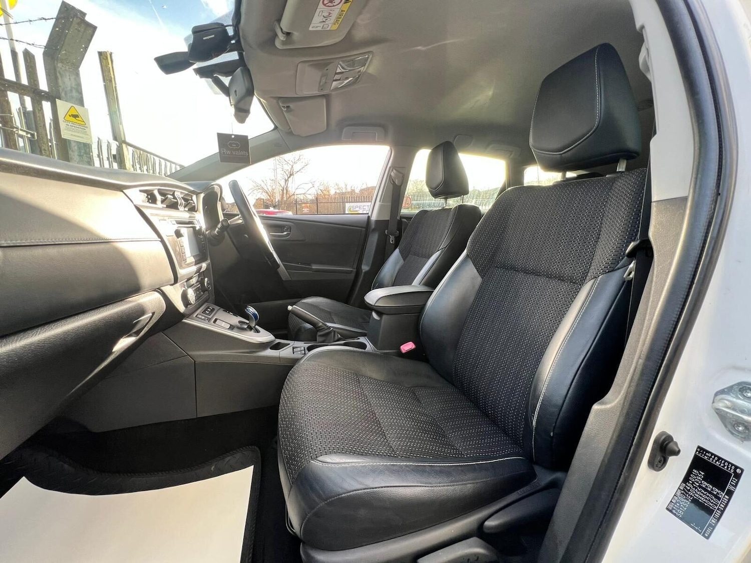 Used Toyota Auris 2015 for sale - 77249675: Photo 56