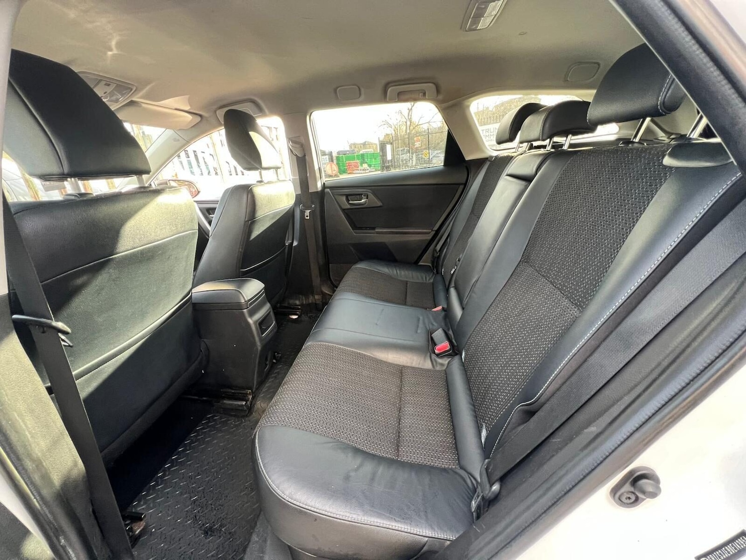 Used Toyota Auris 2015 for sale - 77249675: Photo 63