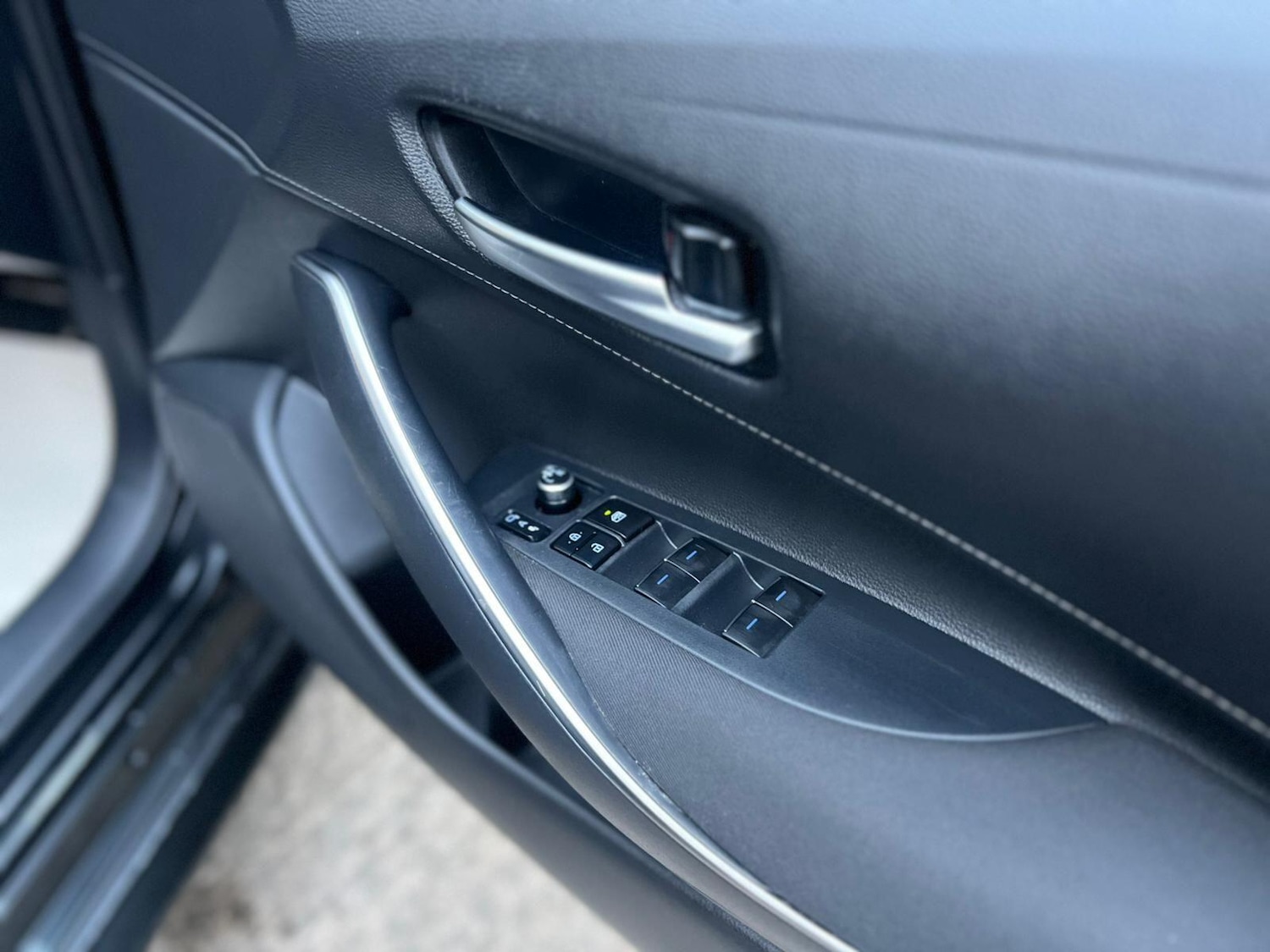 Used Toyota Corolla 2019 for sale - 77057145: Photo 43