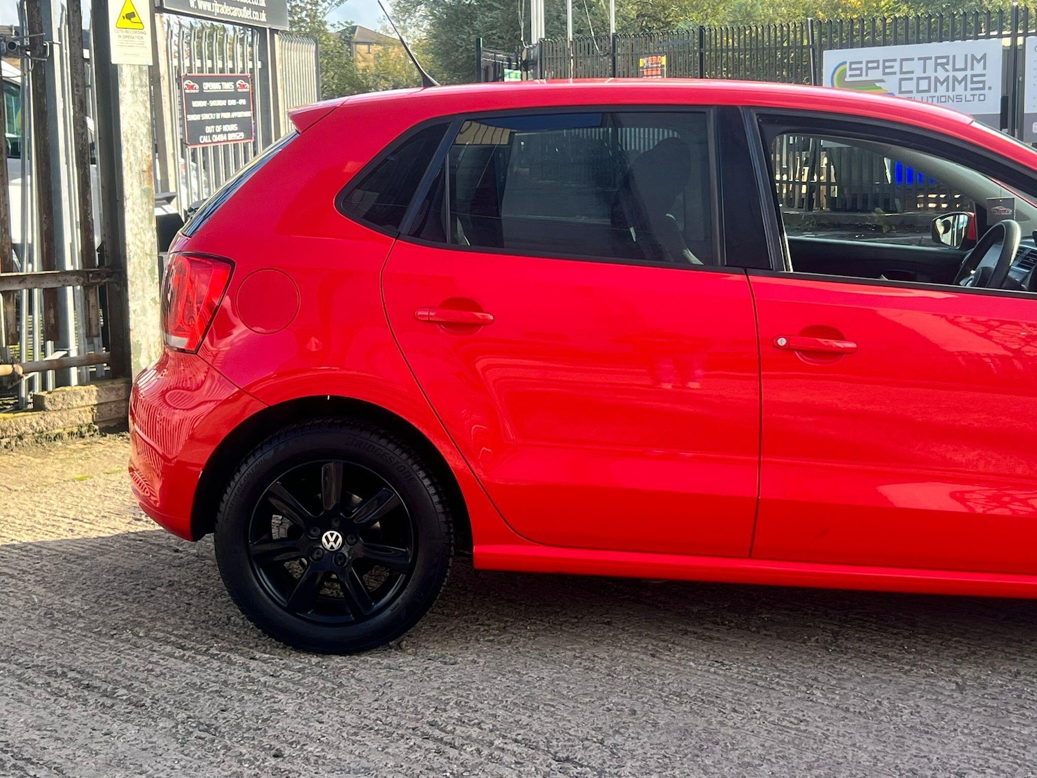 Used Volkswagen Polo 2010 for sale - 76399370: Photo 13