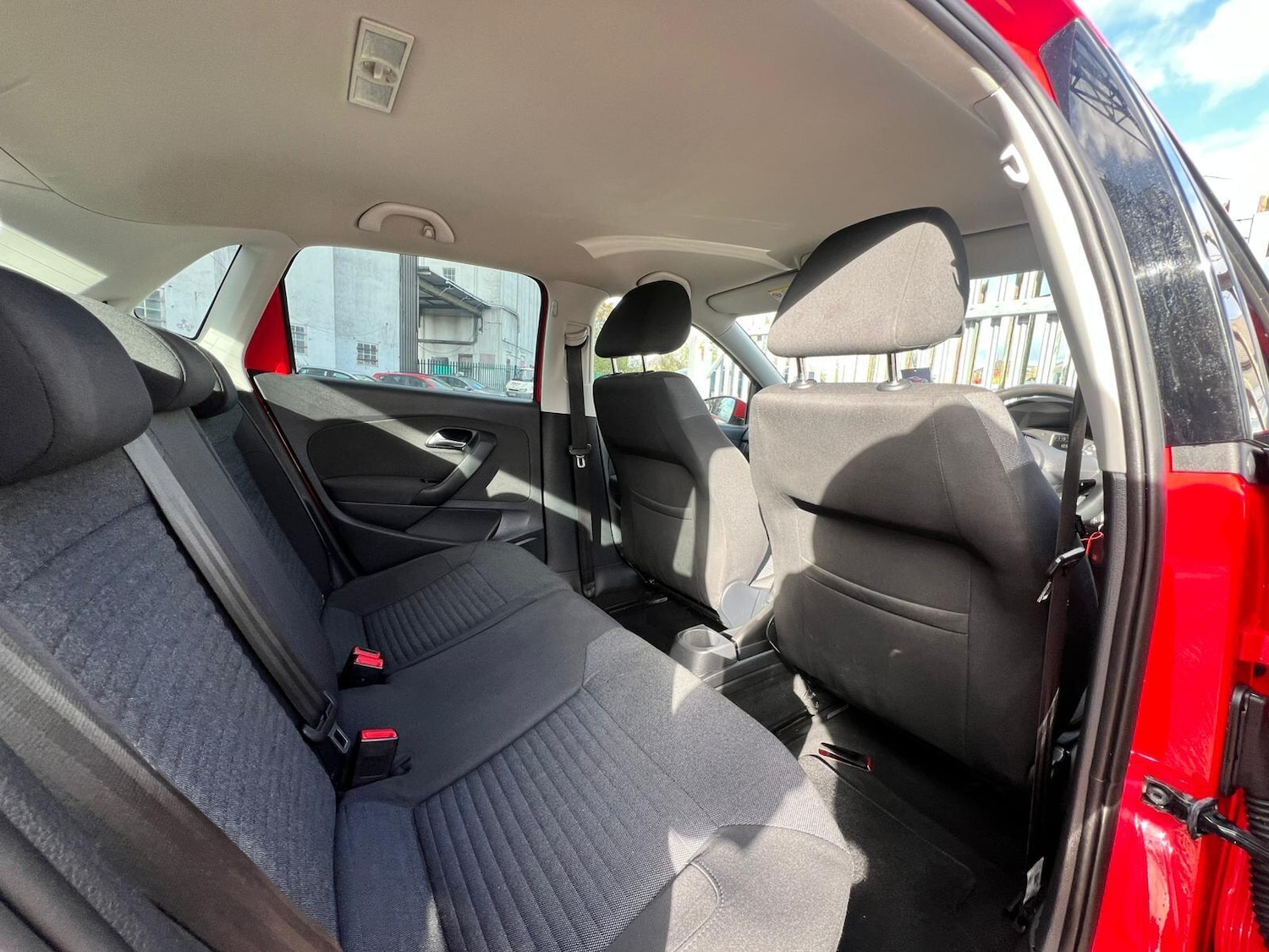 Used Volkswagen Polo 2010 for sale - 76399370: Photo 43