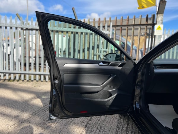 Used Volkswagen Passat 2020 for sale - 76002204: Photo 64